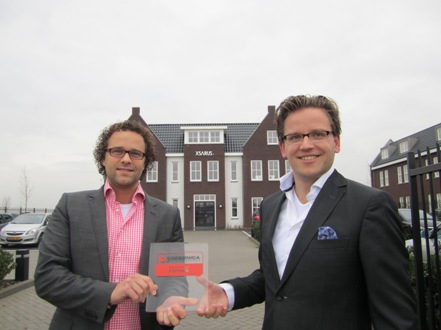 Xsarus met Registered Partner Award